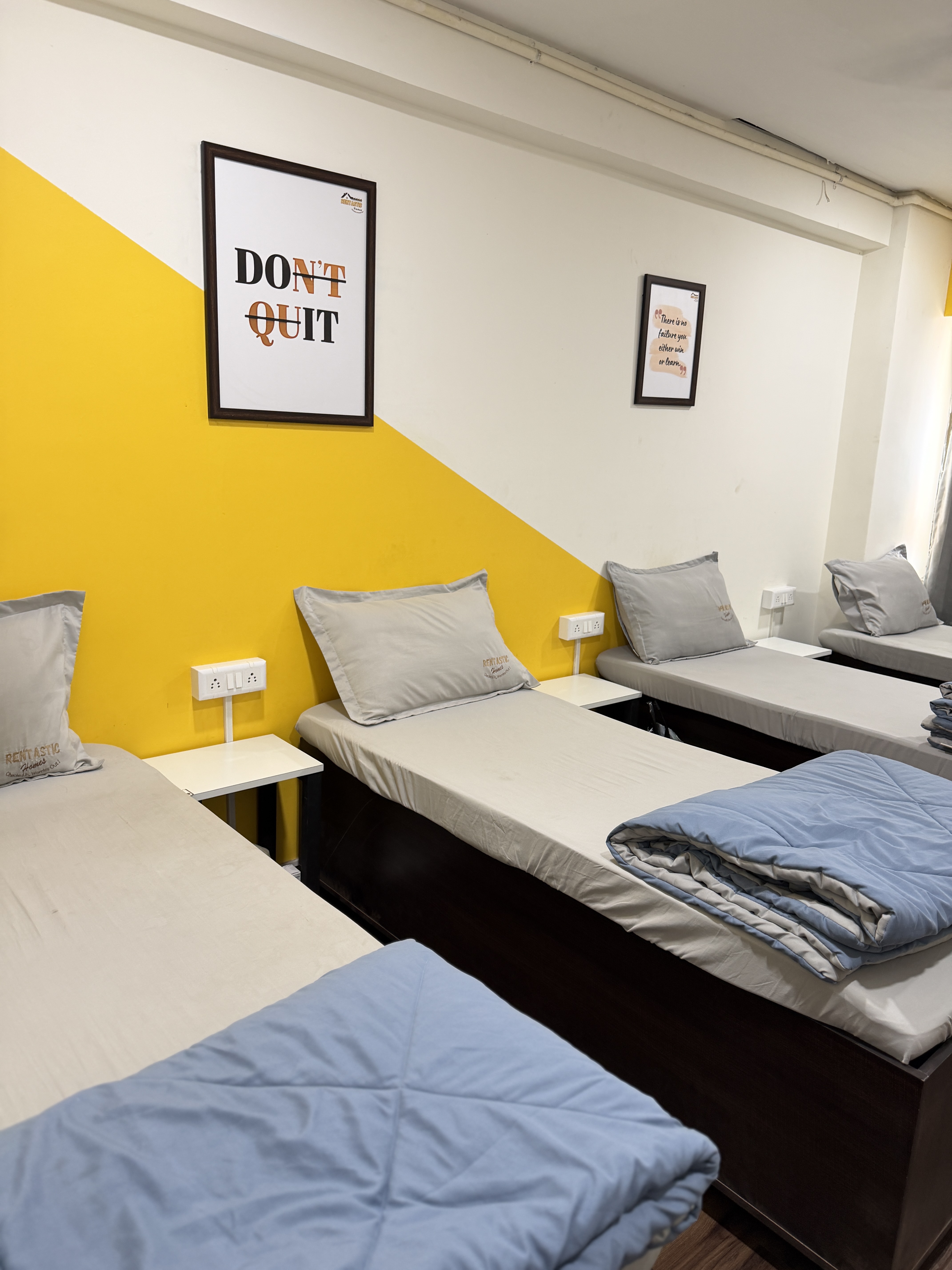 Triple sharing room, Gurukul Road PG