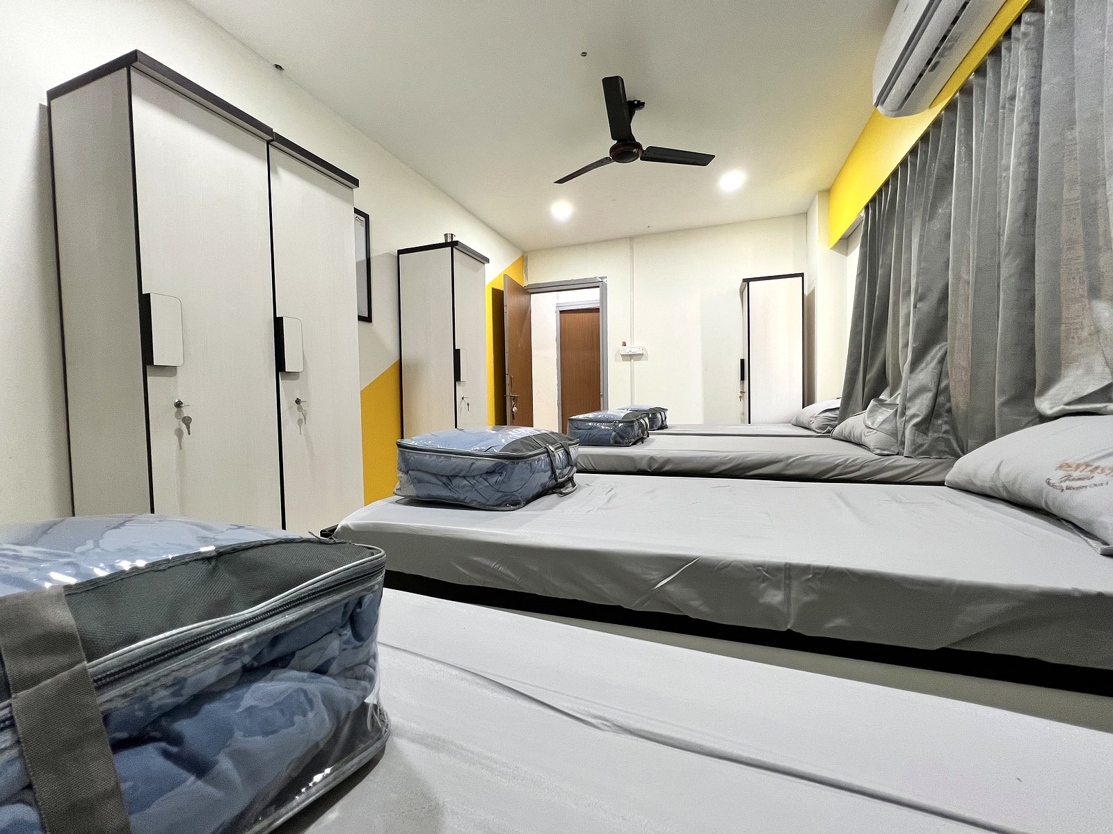 Room, Gurukul